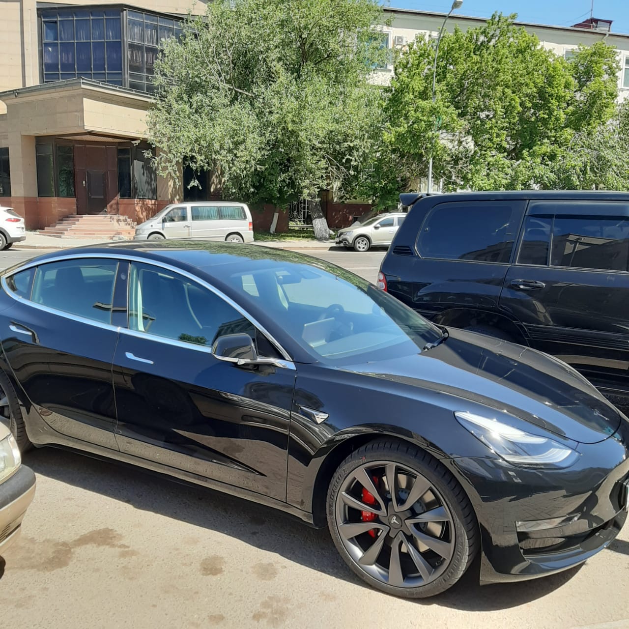 Столичная Tesla