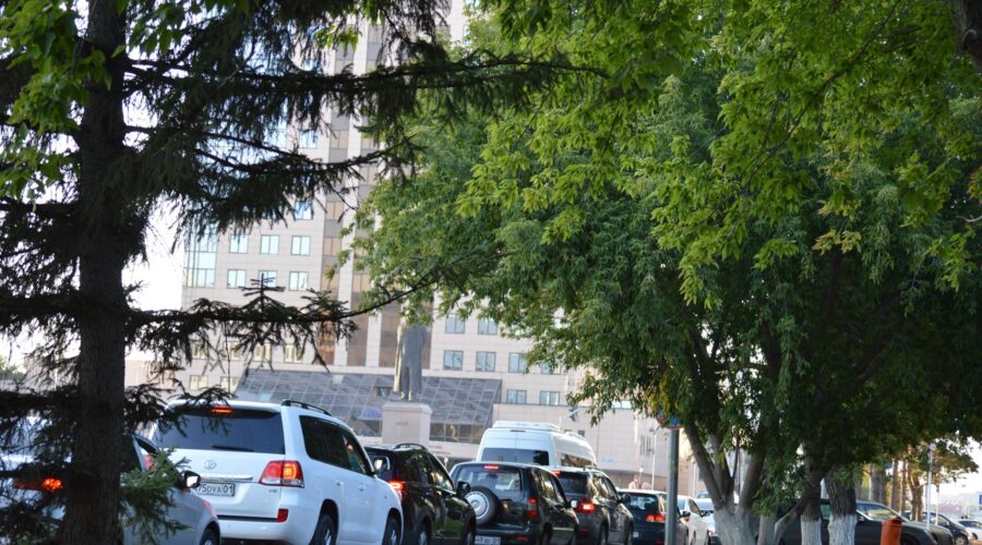 Нет, автомобиль от коронавируса не спасёт