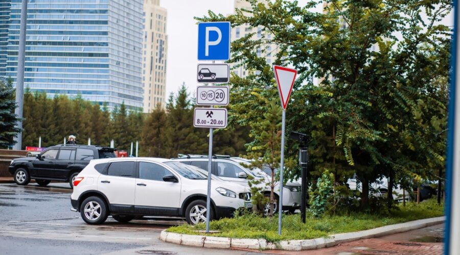 Столице нужны платные парковки