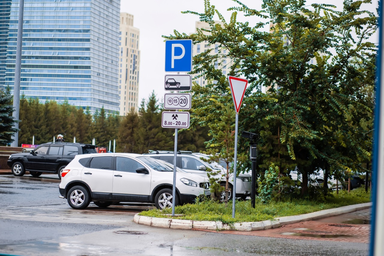 Столице нужны платные парковки